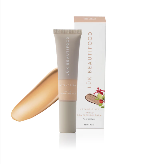 Instant Glow Skin Tint: Nude 3 - Light Medium