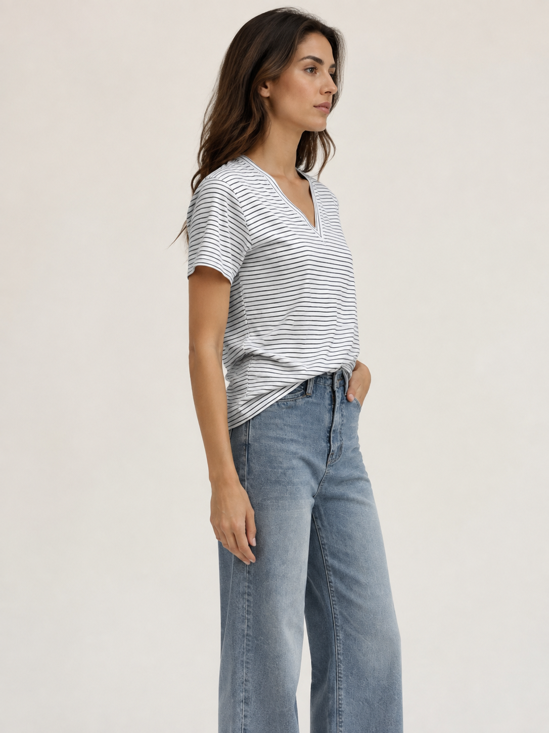 Nina Tee - White Stripe