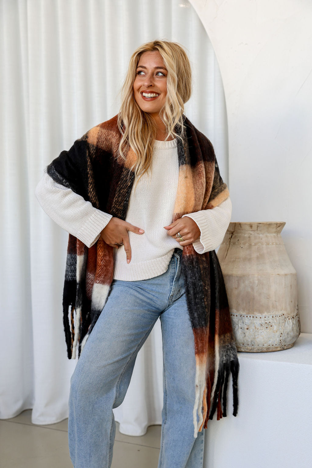 Free Spirit Coastal Cosy Scarves in Chocolate Caramel