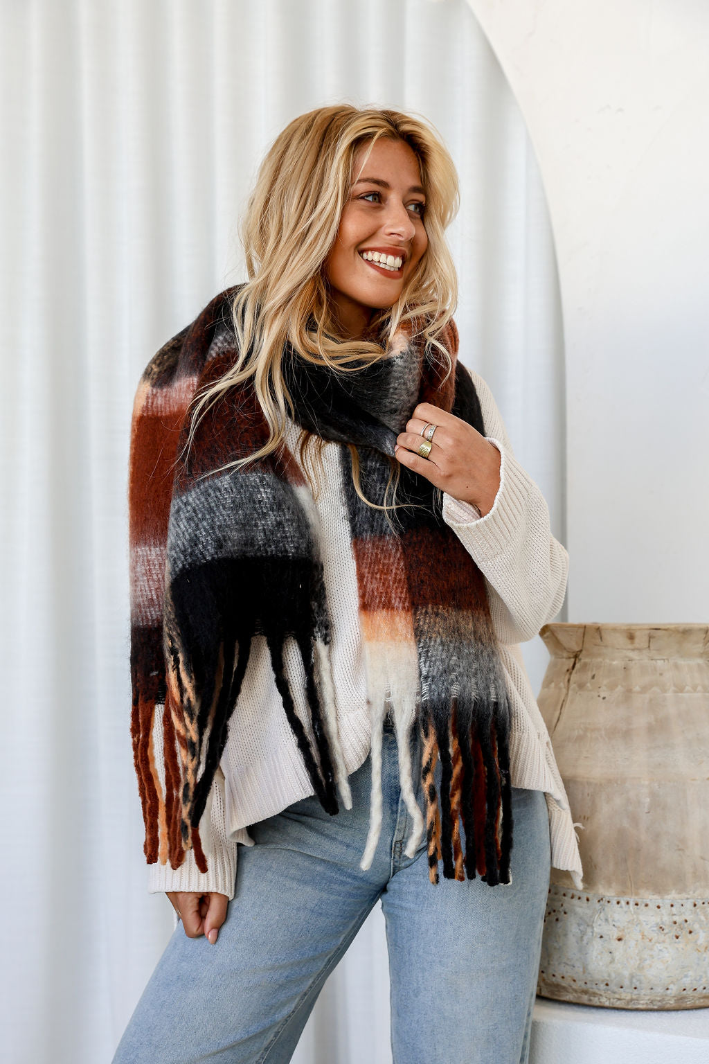 Free Spirit Coastal Cosy Scarves in Chocolate Caramel