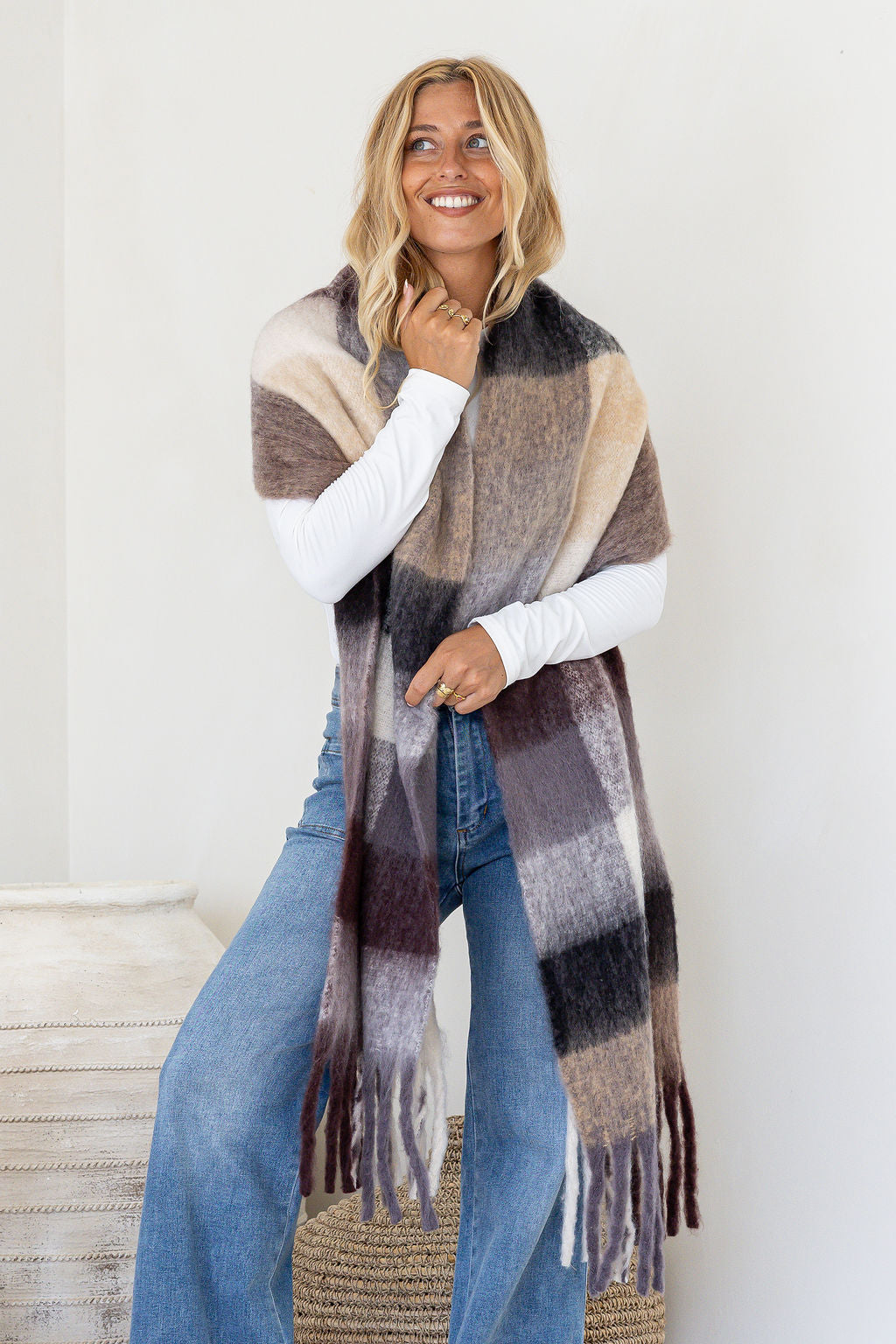 Free Spirit Coastal Cosy Scarves in Cream Chocolate