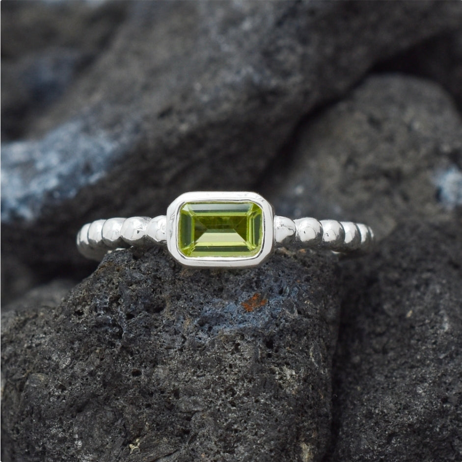 Silvern Gem Sea Mist Peridot Ring