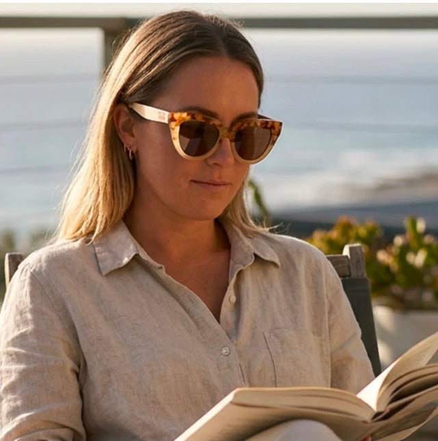 Flutter - Desert Tort Sunglasses