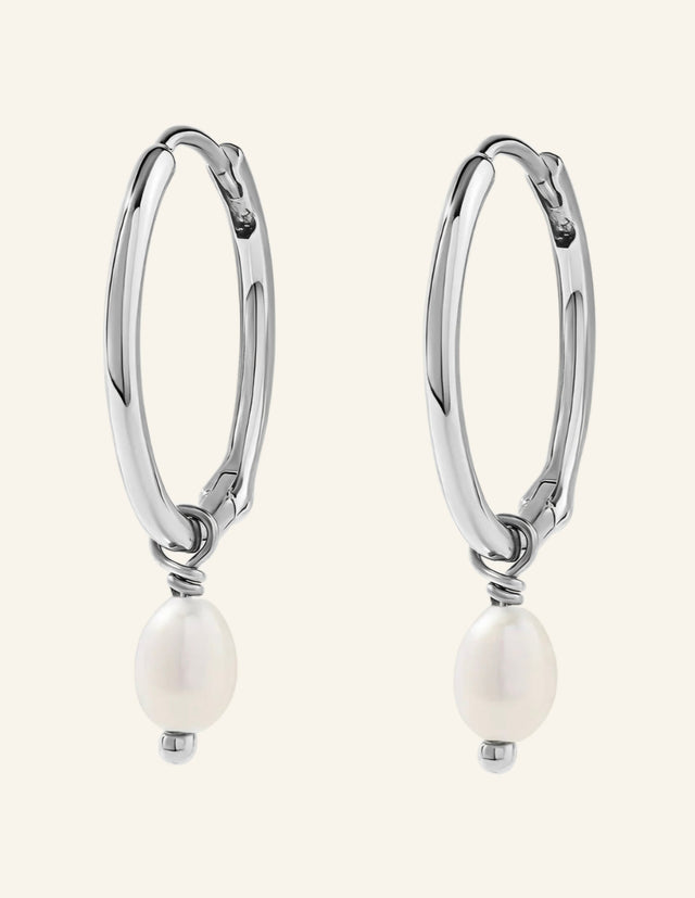 Midsummer Star Dainty Pearl Huggies
