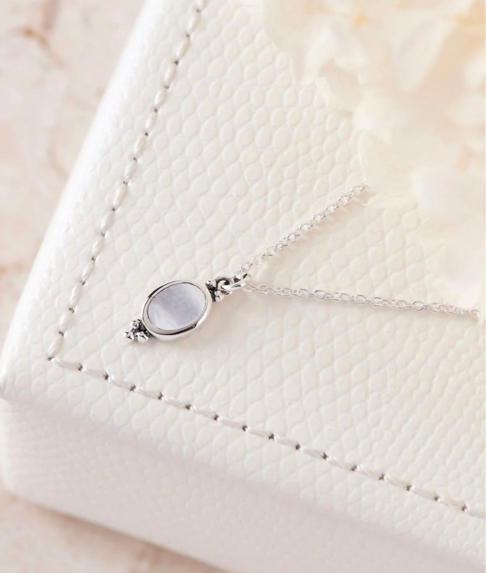 Midsummer Star Moon Song Pearl Necklace