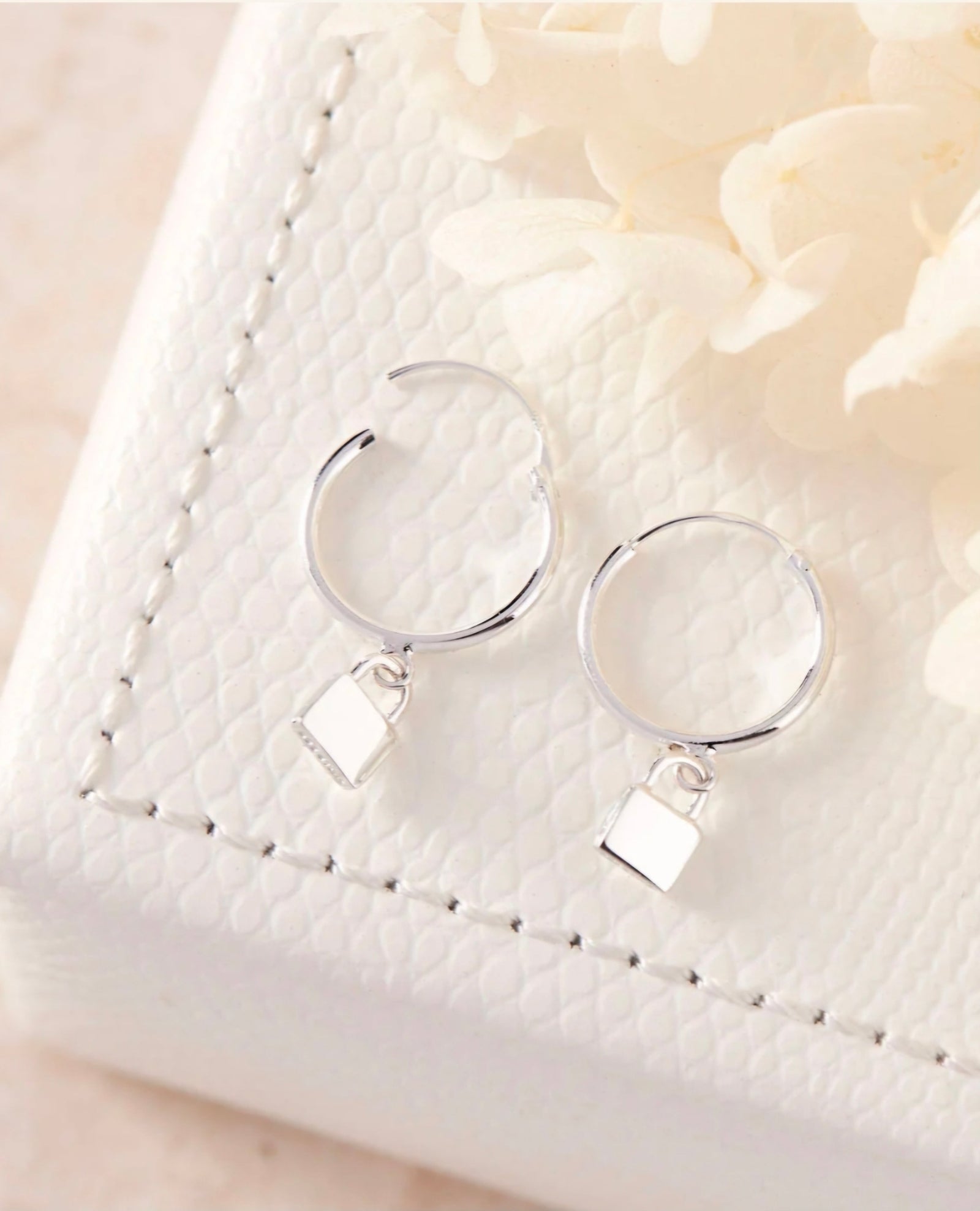 Midsummer Star Padlock Sleepers