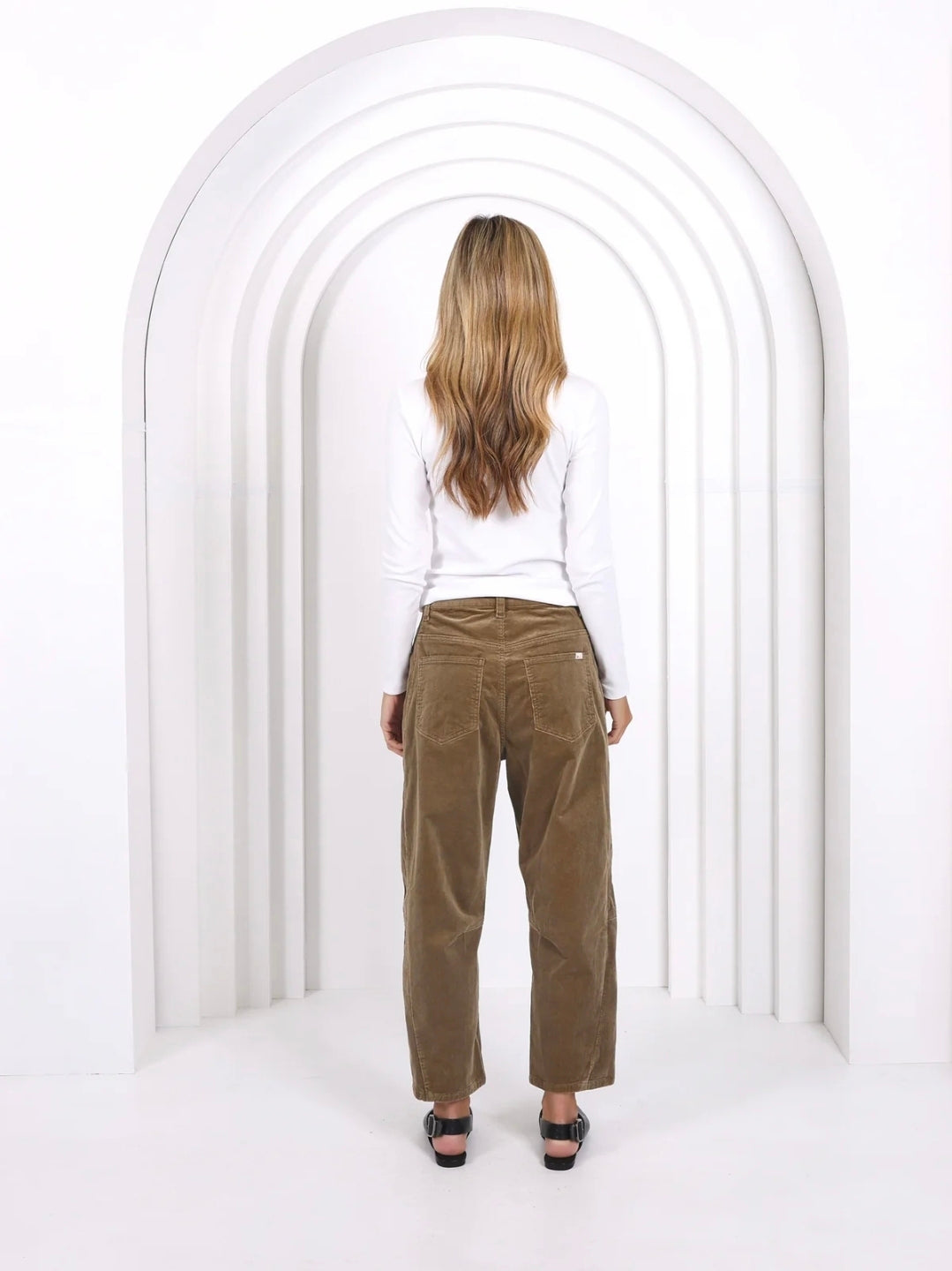 Toni Barrel Jeans - Corduroy